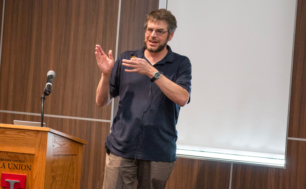 Dr. Stephen Scott, associate professor in the Department of Computer Science & Engineering, leads a Nov. 3 Methodology Application Series presentation, "An Introduction to Machine Learning."